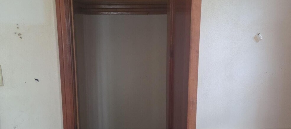 Building Photo - 1034 S Tonti Cir