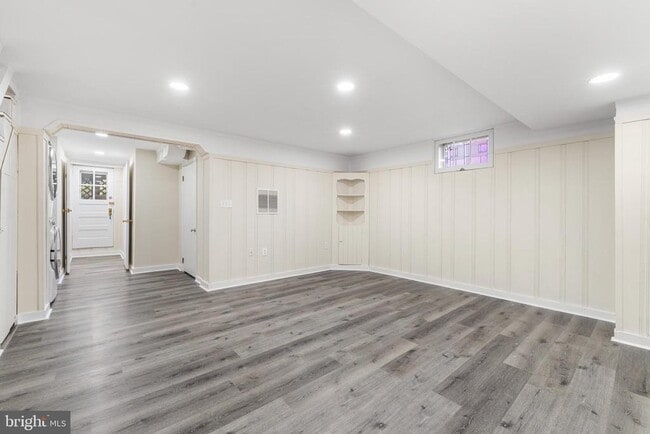 Building Photo - 101 Regester Ave