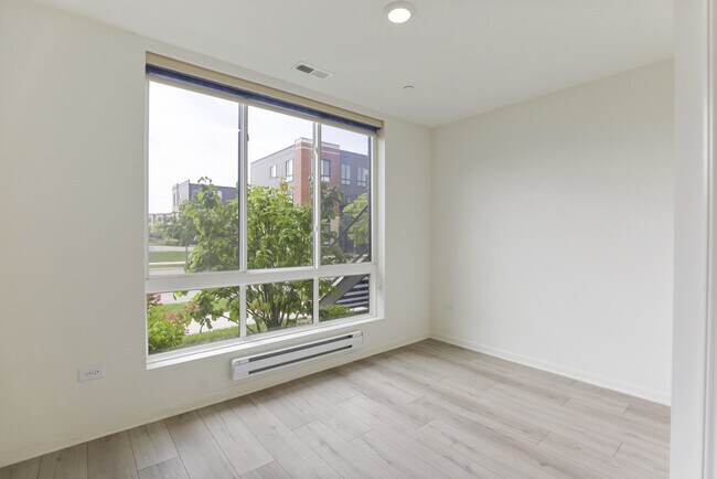 Building Photo - 1298 Catalina Ct.