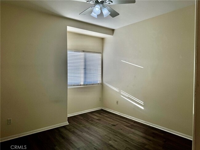 Building Photo - 18930 Sherman Way