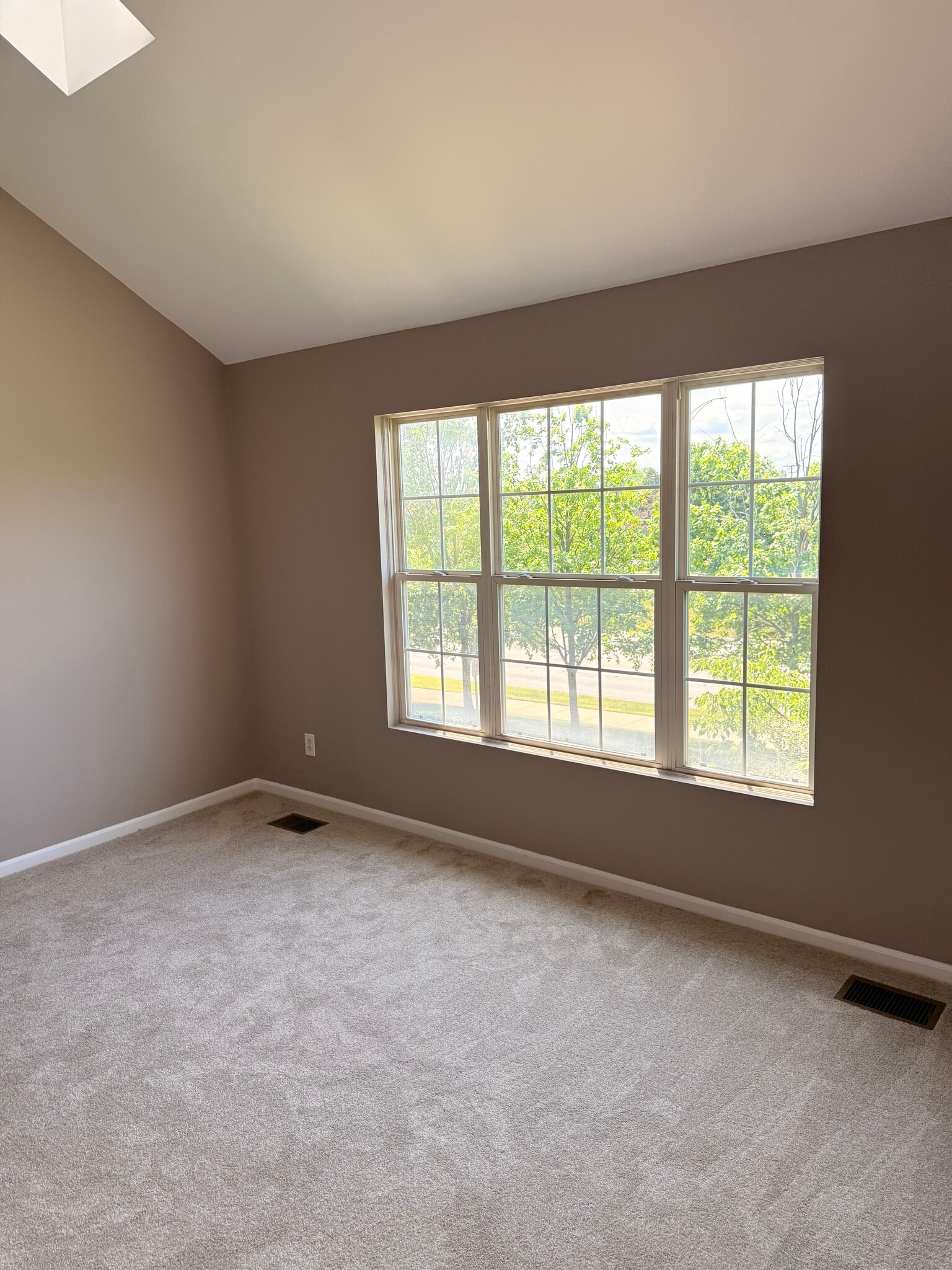 Building Photo - 1159 Beaver Run