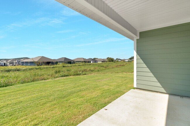 Building Photo - Brand-New 3 Bedroom Home in Prairie Grove!...