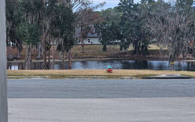 Building Photo - 137 SW Grand Magnolia Gln