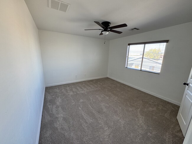 Upstairs Bedroom - 184 E Mule Train Trl