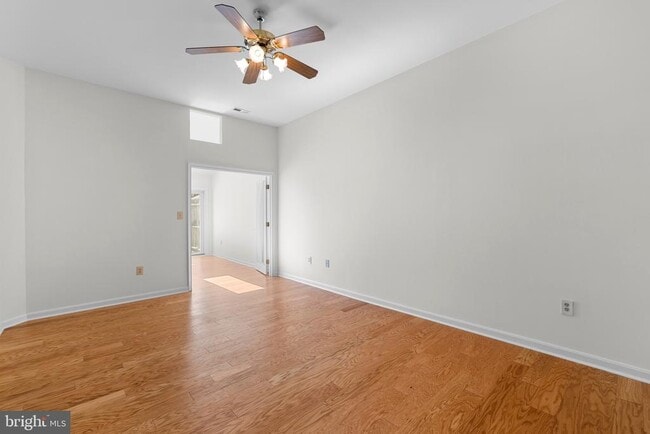 Building Photo - 11318 Savannah Dr