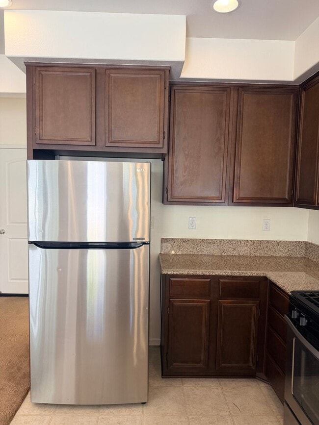 Building Photo - 3 Bedroom | 2.5 Bathroom Townhome in Otay Ranch