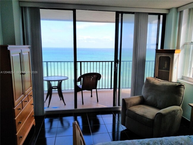 Building Photo - 2101 S Ocean Dr