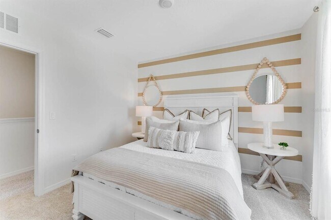 Building Photo - 1785 Wooden St