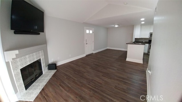 Primary Photo - 2400 Del Mar Way