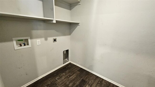 Building Photo - 8801 SW 45th St