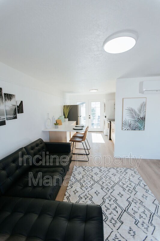 Building Photo - 425 S 600 W