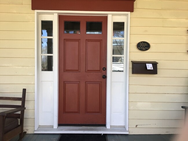 Building Photo - 4 BR 2 BA historic house in downtown Lexington