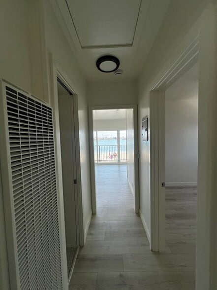 Building Photo - 101 Bay Shore Ave