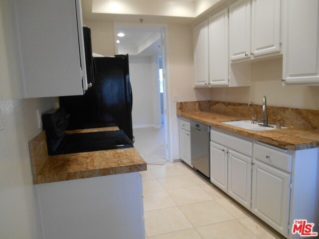 Building Photo - 2131 Century Park Ln
