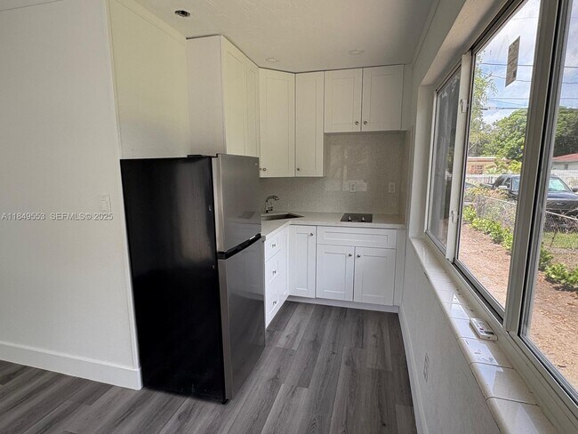 Building Photo - 3368 NW 51st Terrace