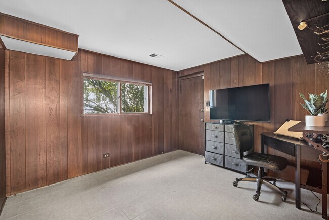 Building Photo - 1037 Heatherfield Ln