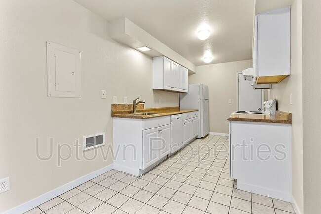 Building Photo - 17354 SW Merlo Rd