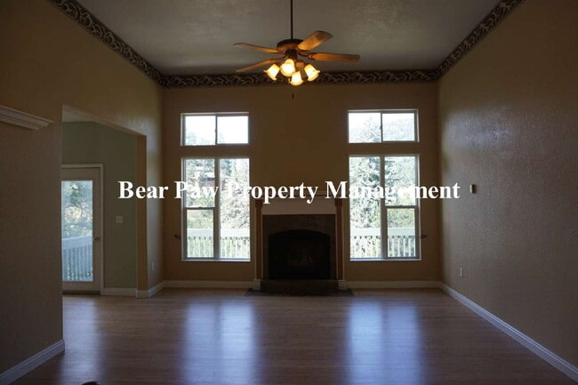 Building Photo - Great Mountain Home near Morrison!!