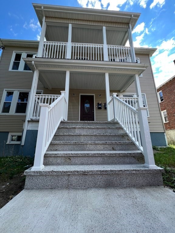 Building Photo - 40 Tennis Rd