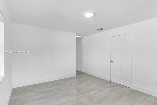 Building Photo - 9999 NW 25th Terrace