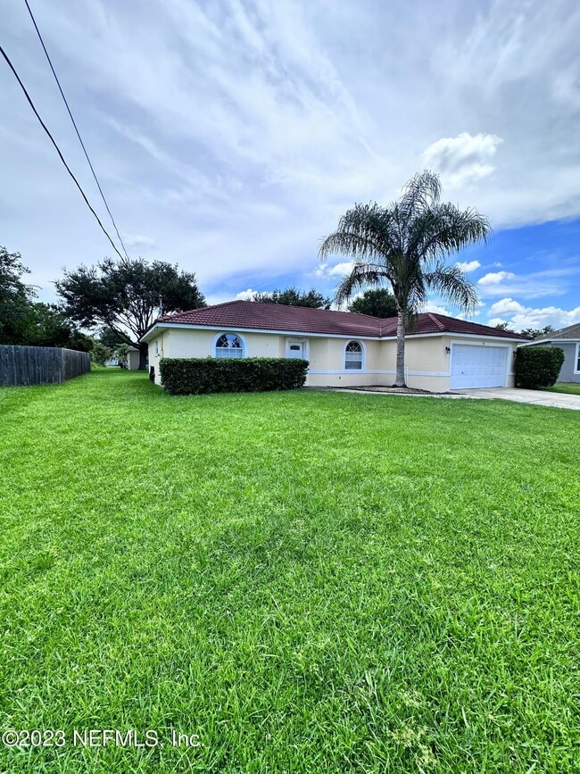 Primary Photo - 9 Lyons Pl