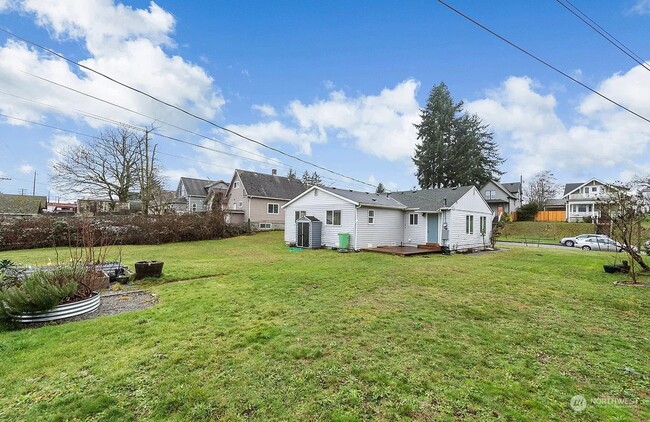 Building Photo - Cozy 3 Bedroom Retreat in Central Tacoma