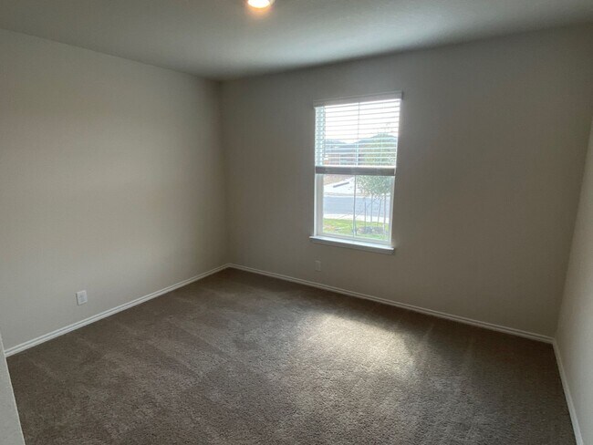 Building Photo - 2023-BUILT ONE STORY, 3 BEDROOM, 2 BATH