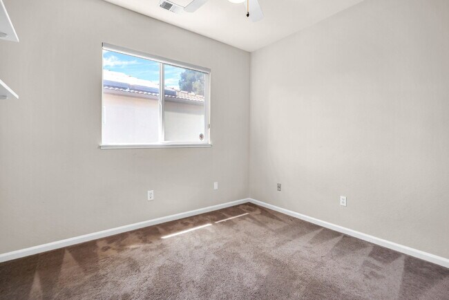 Building Photo - Move-In Ready 4-Bed, 3-Bath Gem in a Covet...