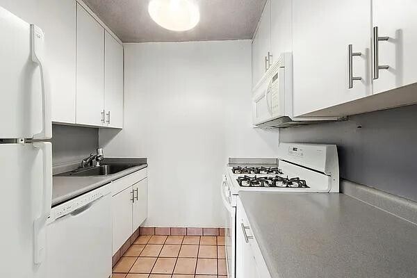 Building Photo - 280 Rector Pl