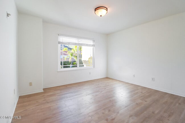 Building Photo - 2612 Yellowwood Dr