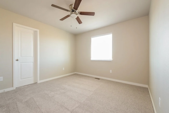 Building Photo - 14413 Heritage Dr