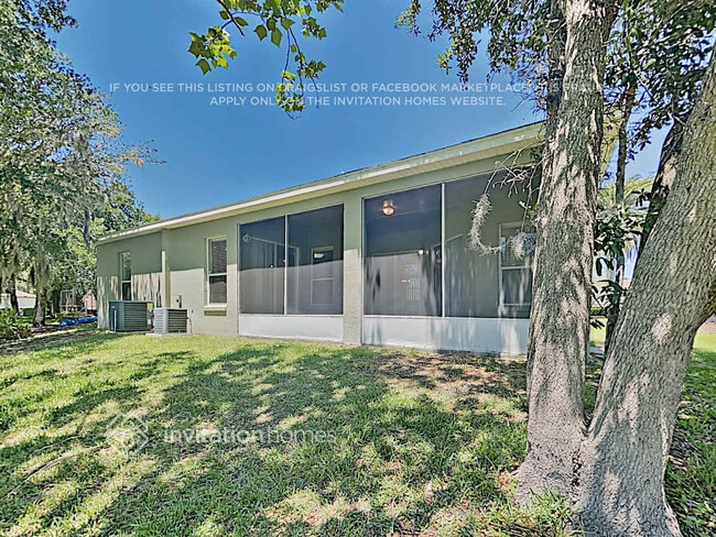 Building Photo - 945 Pickfair Terrace