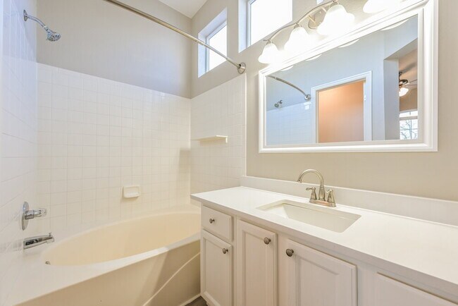 Building Photo - 16379 Bluebell Pl