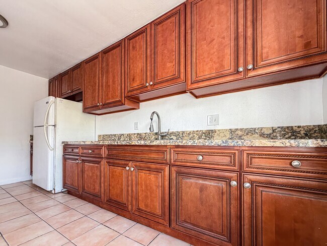 Building Photo - 4024 Palmwood Dr