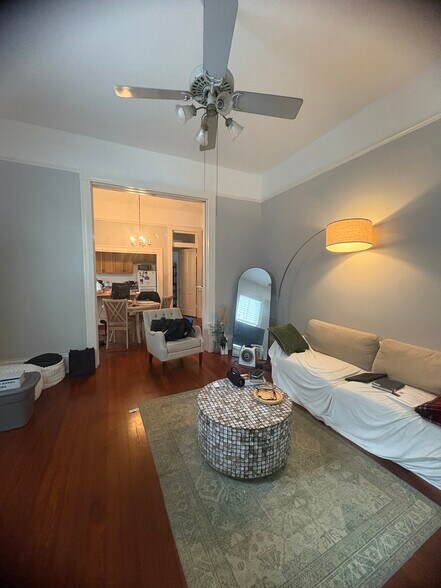 Building Photo - 1222 Soniat St