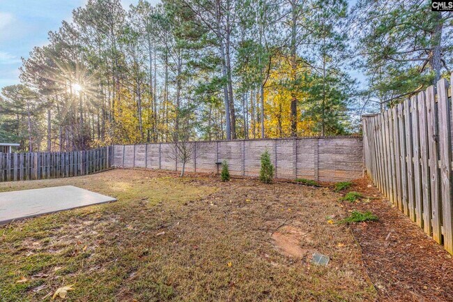 Building Photo - 143 Springhaven Dr