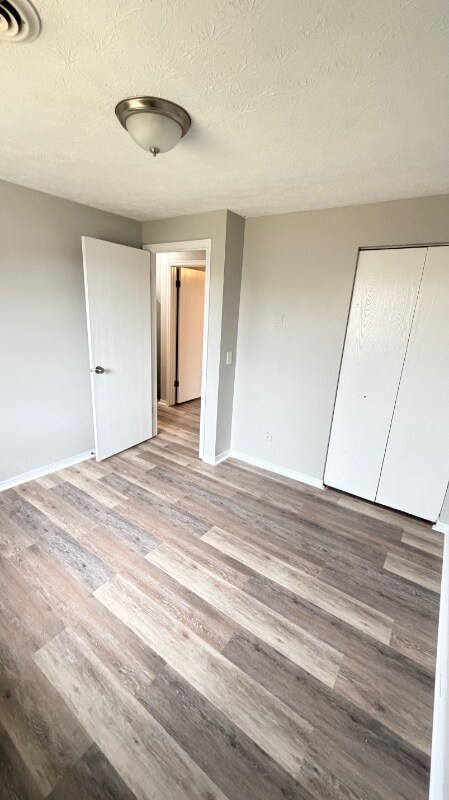 Building Photo - 7800 Heatherview St NW