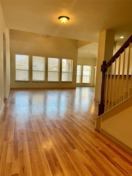 Building Photo - 3314 Selene Dr