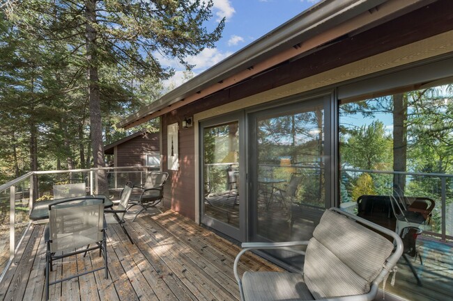 Building Photo - 2 bedroom, 2 bathroom Whitefish Condo, steps away from Whitefish Lake, minutes from the ski slopes!