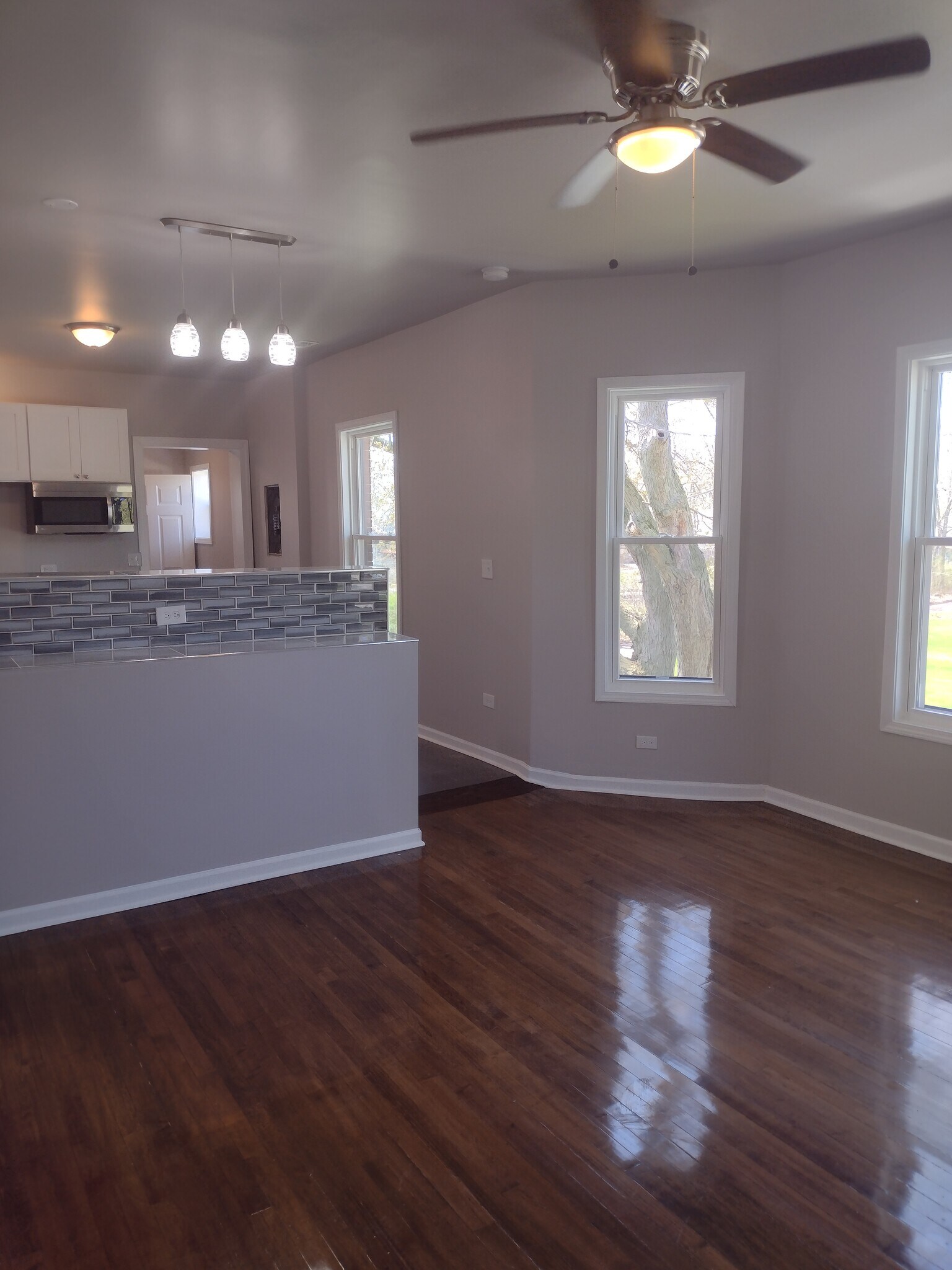 Building Photo - 48 W 21st St