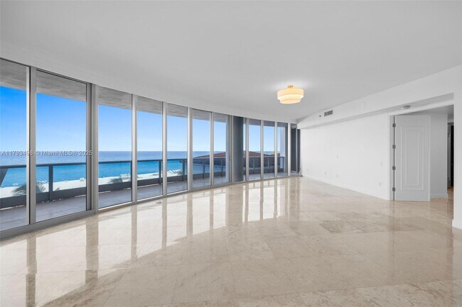 Building Photo - 5959 Collins Ave