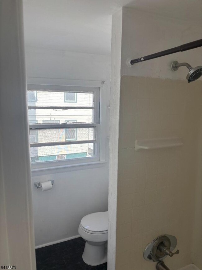 Building Photo - 288 Amherst St