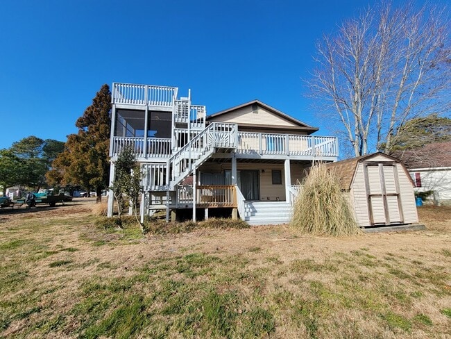 Building Photo - 33 Brooklyn Ave