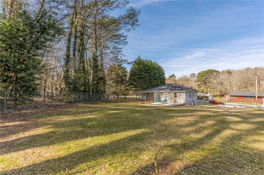 Building Photo - 610 Wilshire Ave