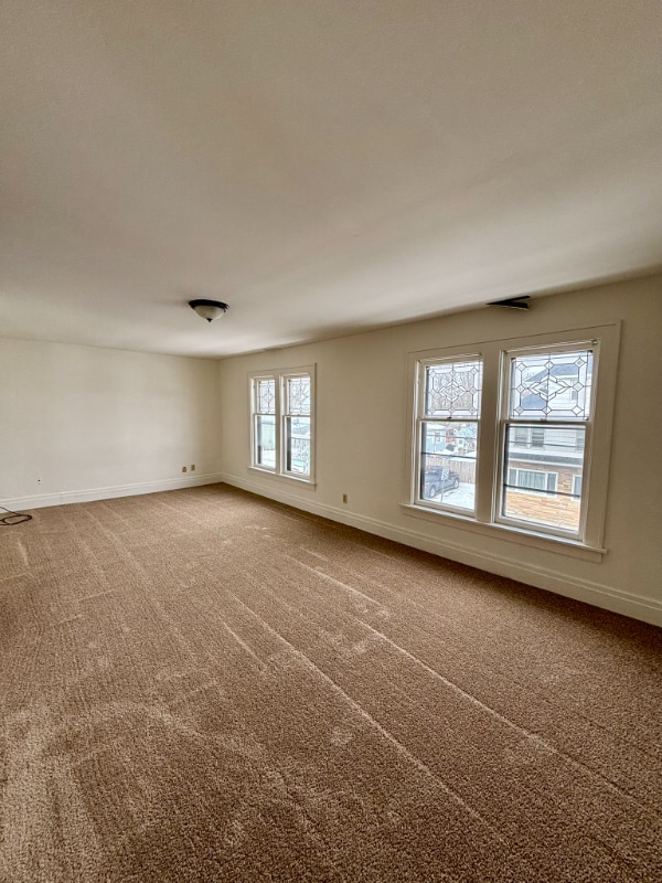 Building Photo - 91 Laverack Ave