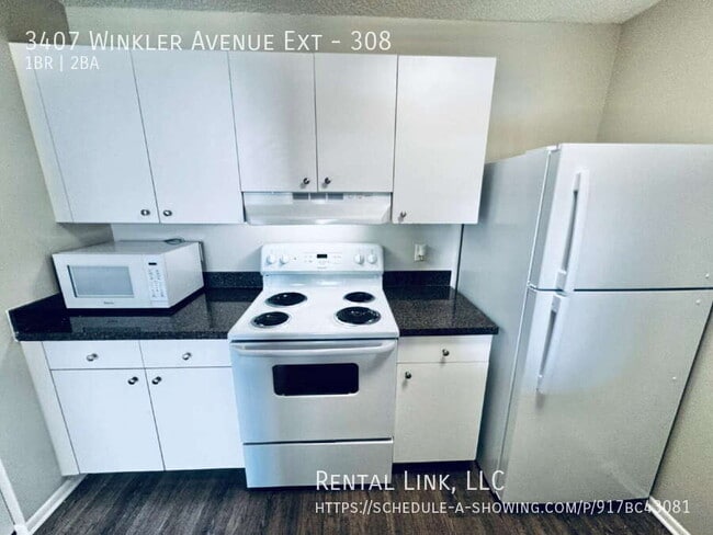 Building Photo - 3407 Winkler Ave Ext