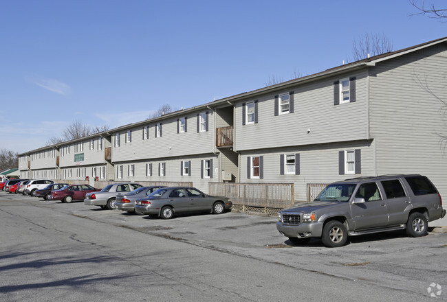 Building Photo - Creekside Apartments