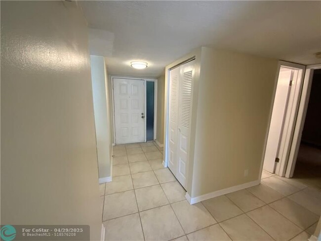 Building Photo - 8040 Hampton Blvd