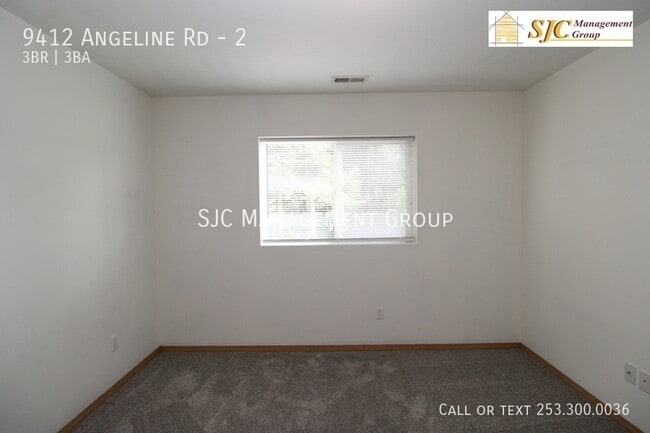 Building Photo - 9412 Angeline Rd E