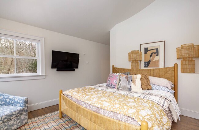 Building Photo - 41 Deep Woods Ln